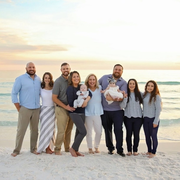 Meet your Posher, Janet - Picture 1 of 1